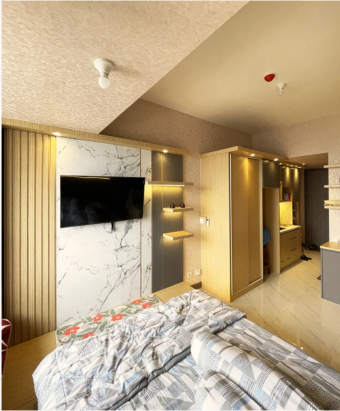 Interior Apartemen custom karya SAVOY, di Pakuwon Residences Mall Bekasi
