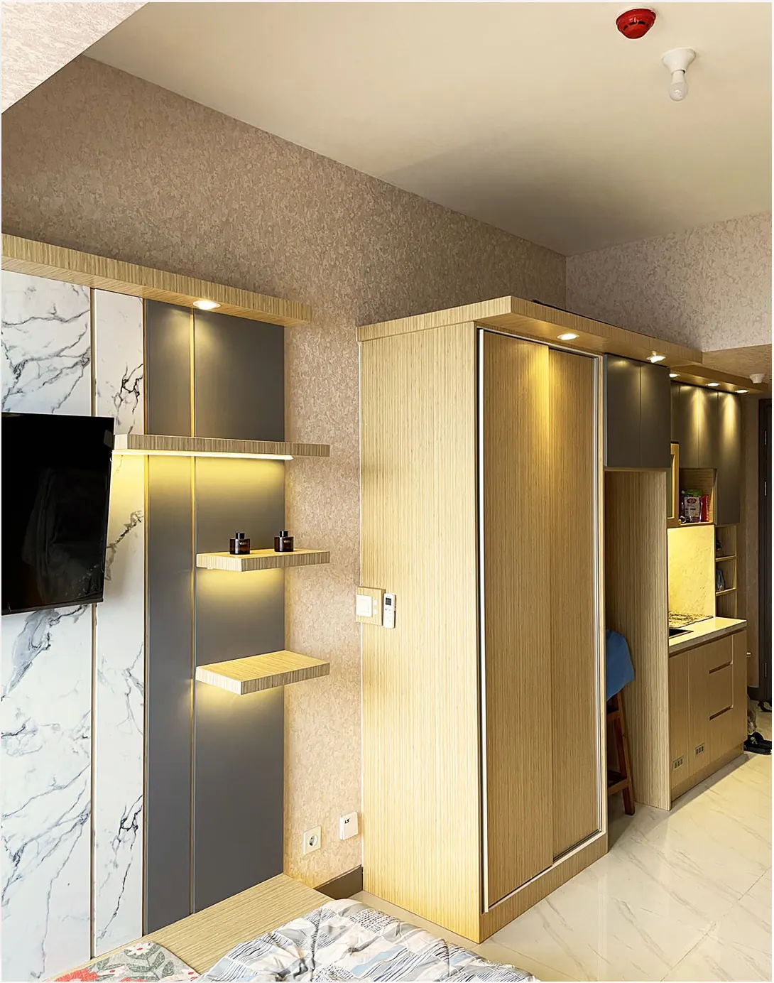 Interior Apartemen custom karya SAVOY, di Pakuwon Residences Mall Bekasi - detail 3