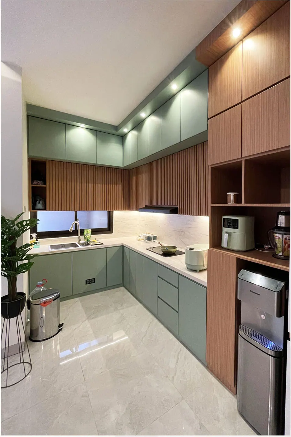 Interior Perumahan custom karya SAVOY, di Graha Raya Bintaro - detail 4