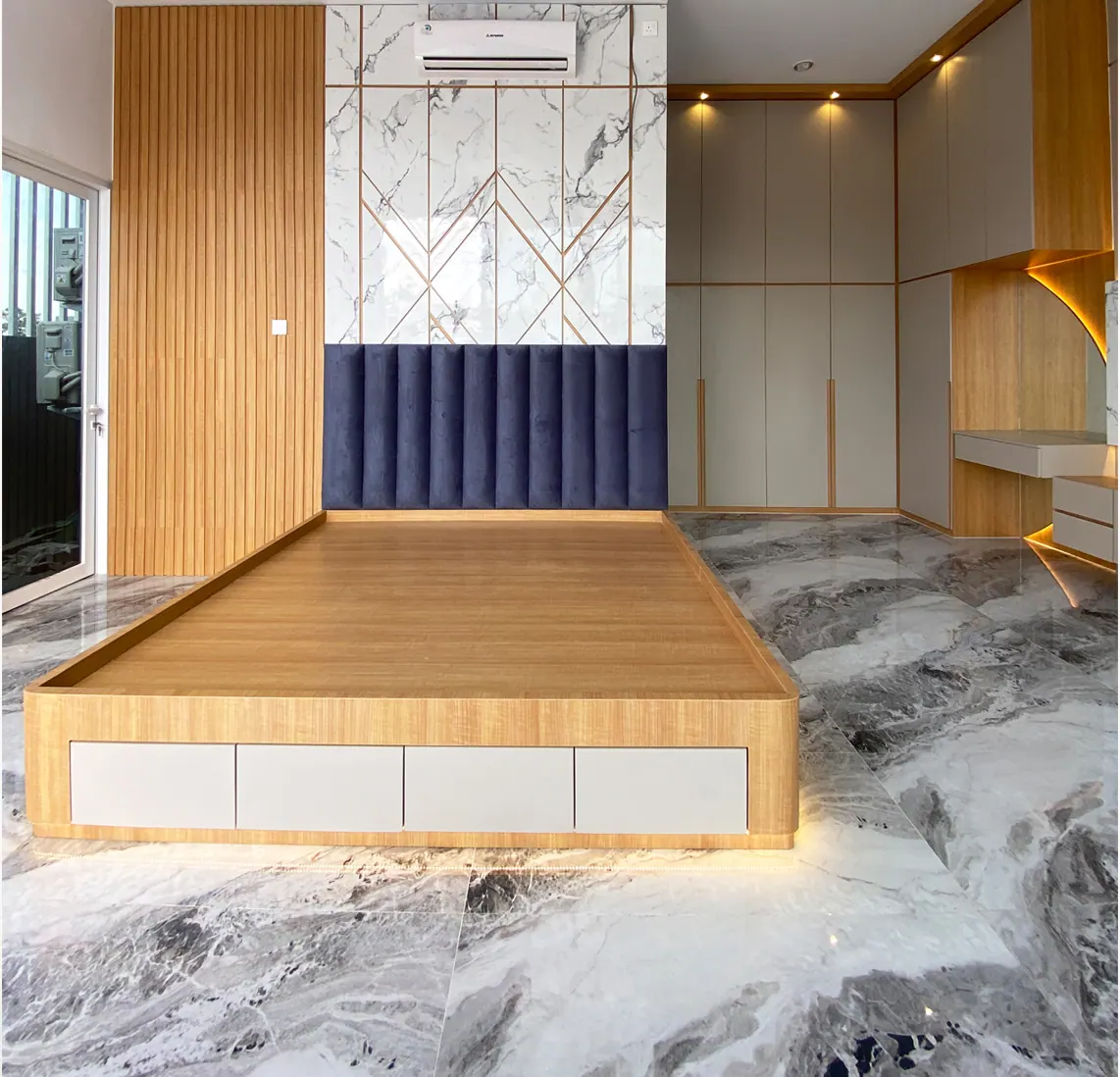 Interior Rumah Real Estate custom karya SAVOY, di Jakarta Garden City, Jakarta Timur - detail 2