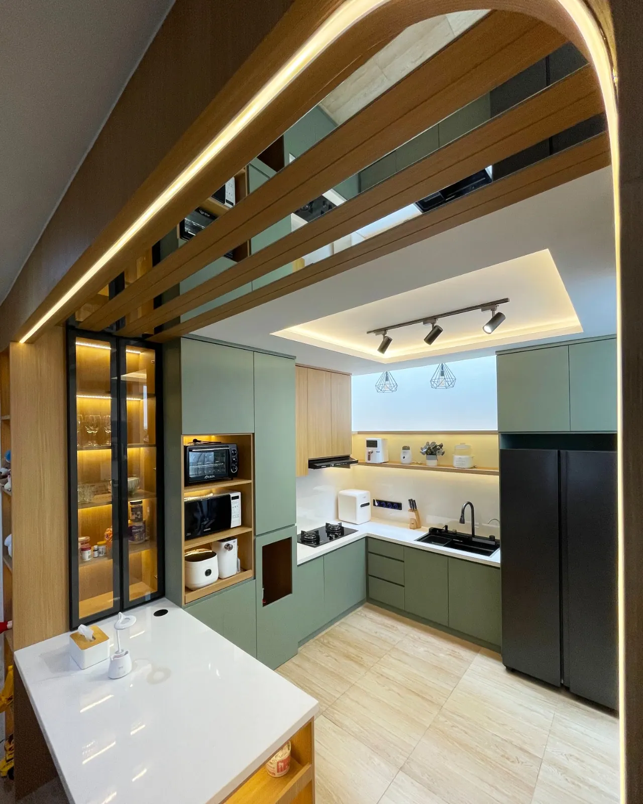 Kitchen set tahan panas dan anti lembab di Bekasi