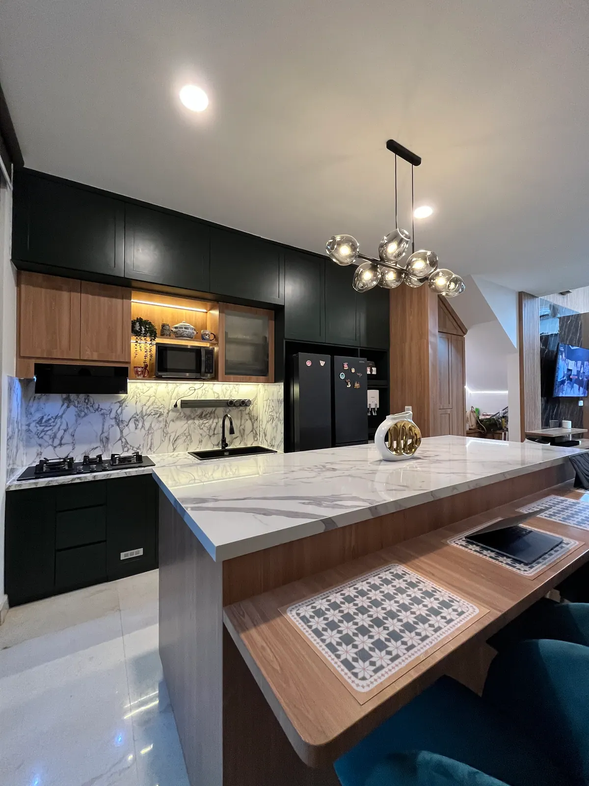 Detail moulding kitchen set semi klasik SAVOY