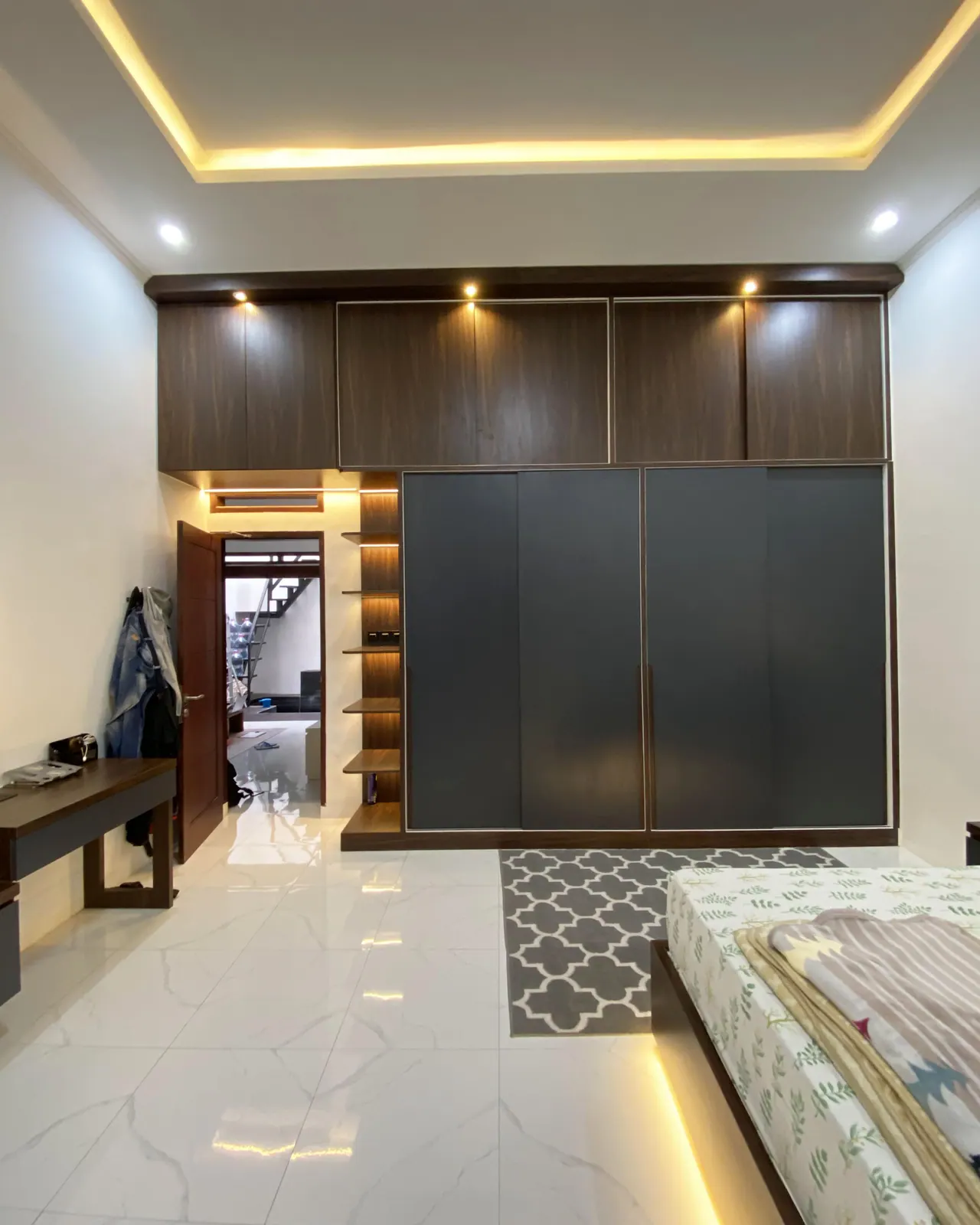Lemari Pakaian Custom custom karya SAVOY
